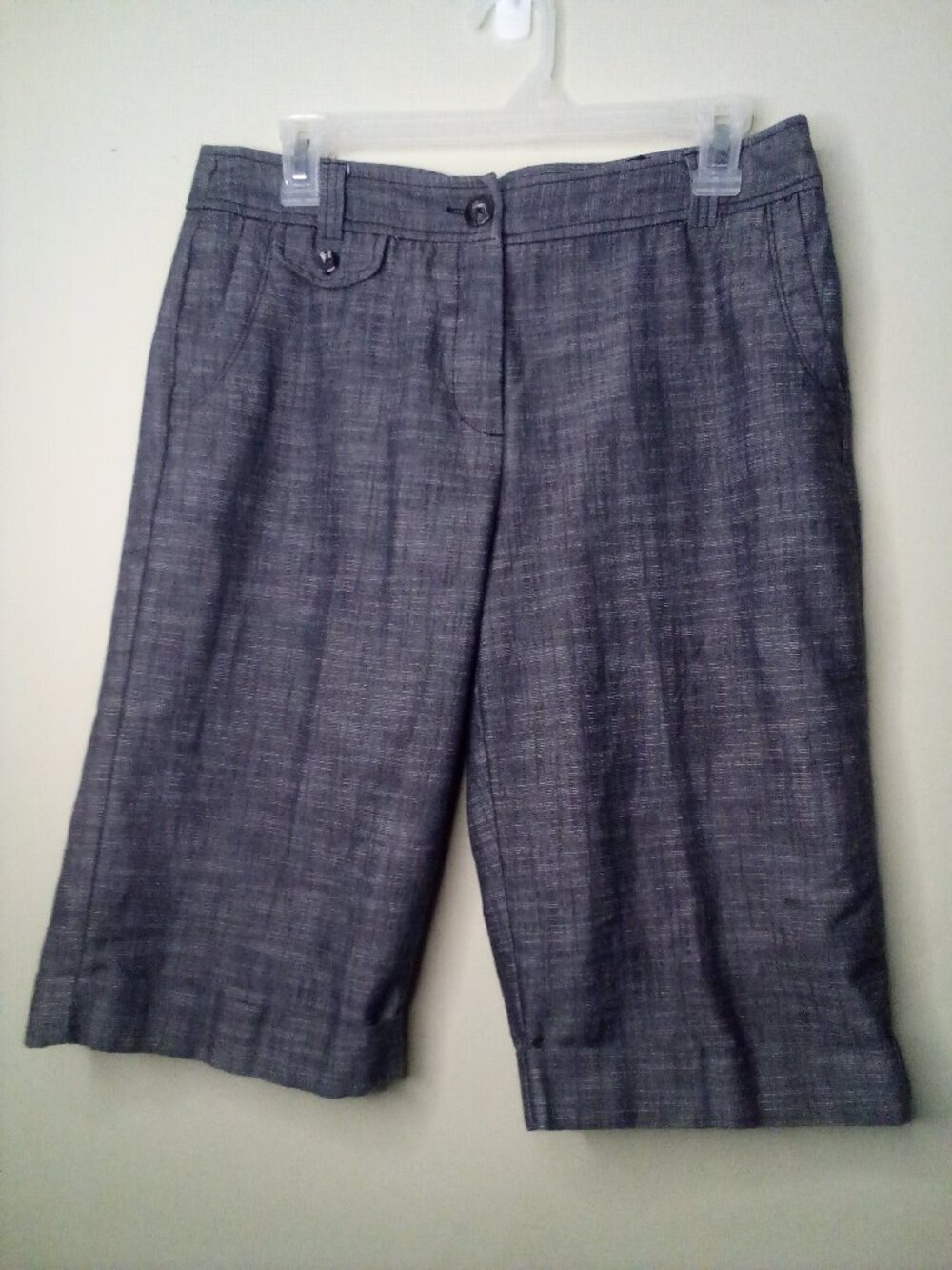 Dressbarn Bermuda Shorts Women 10 Cuff Hem Gray